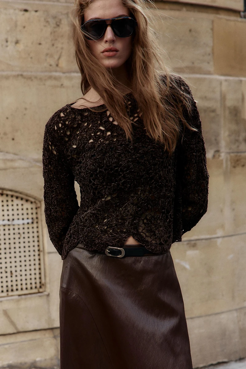 CROCHET LONG SLEEVE TOP