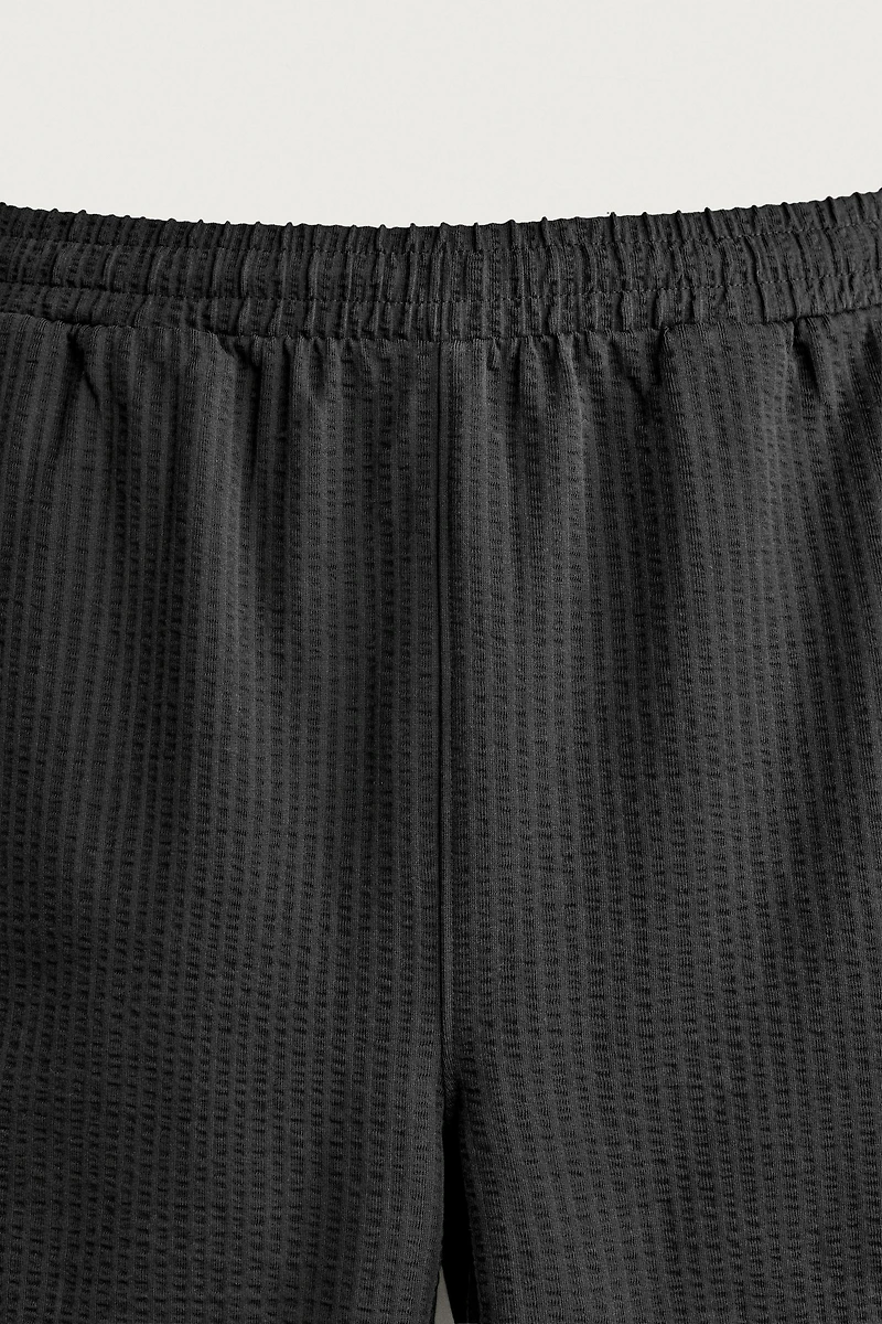 COMFORT SEERSUCKER REGULAR FIT SHORTS