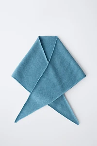 FOULARD TRIANGULAIRE 100 % CACHEMIRE