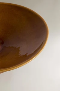 BROWN CERAMIC DECORATIVE BOWL