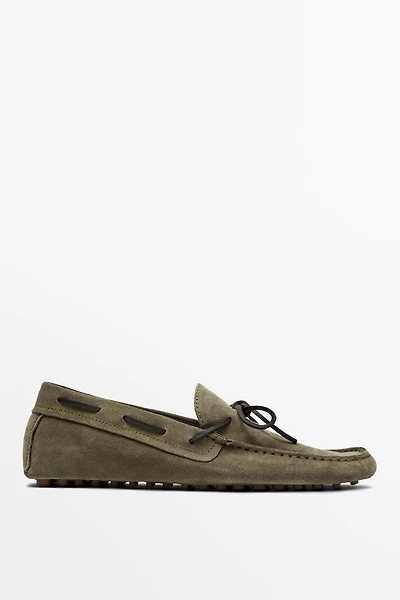 Soft leather loafers with tie