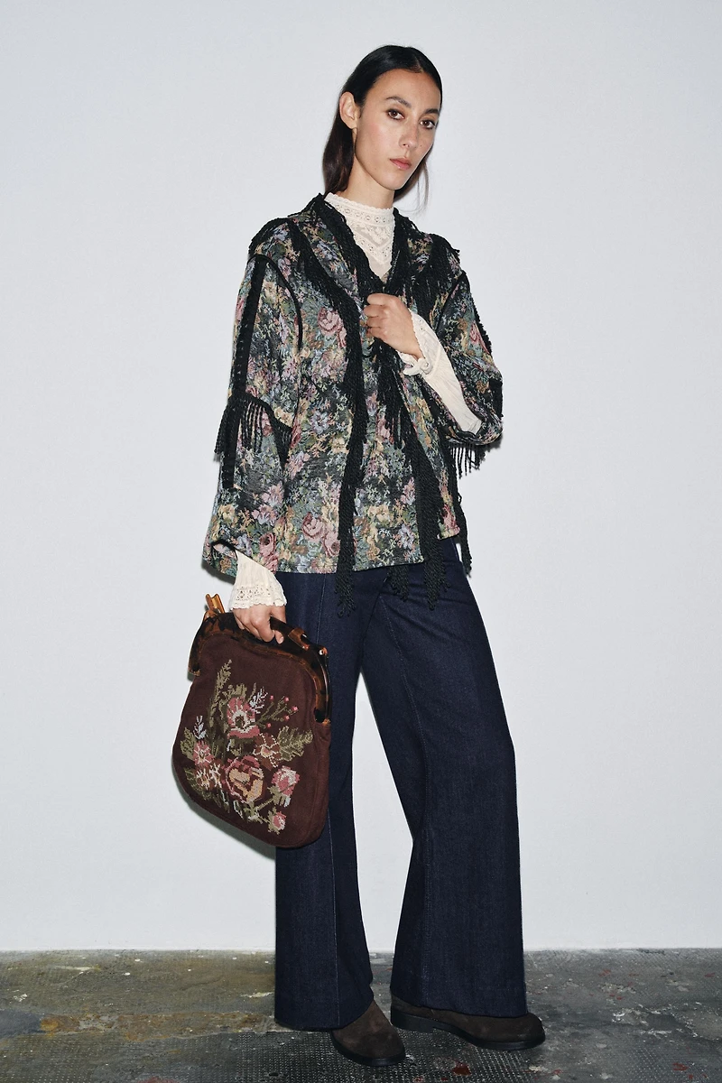 FLORAL EMBROIDERED BAG WITH TORTOISESHELL HANDLE