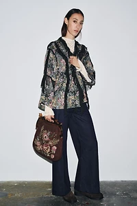 FLORAL EMBROIDERED BAG WITH TORTOISESHELL HANDLE