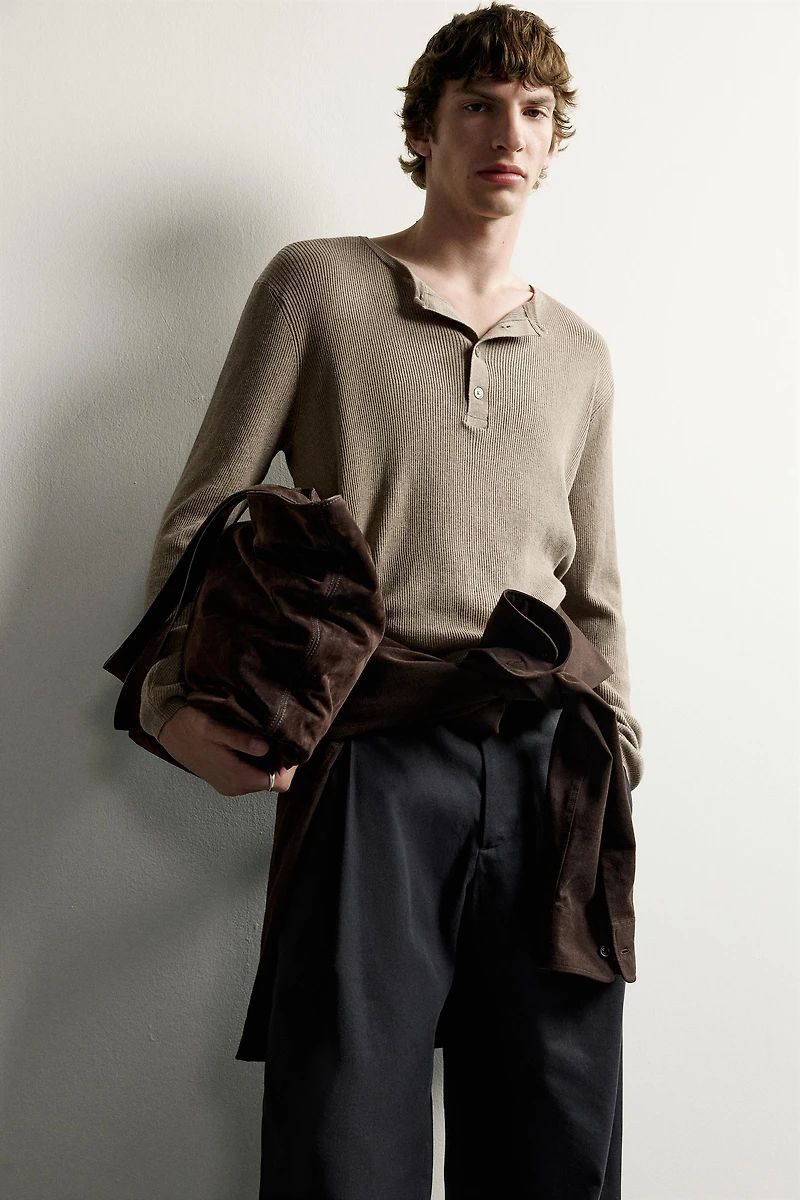 KNIT HENLEY T-SHIRT