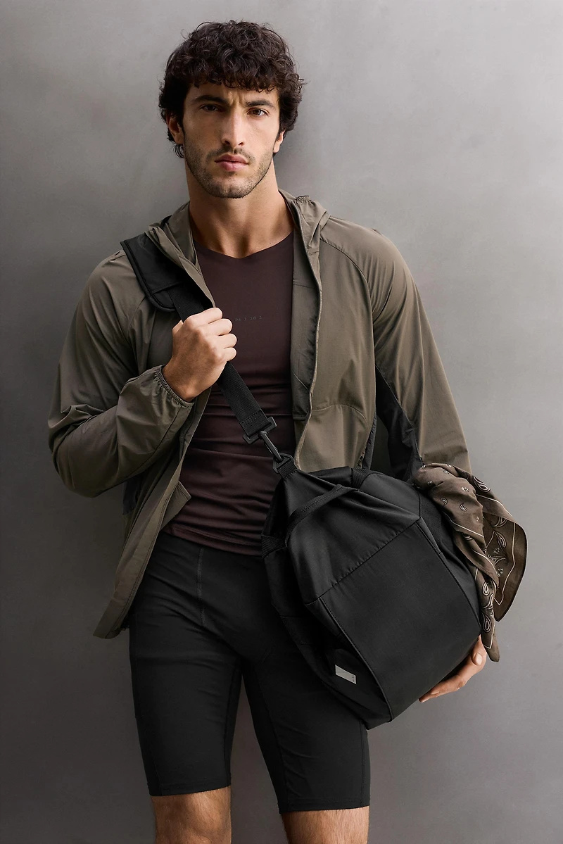 COLOR BLOCK LIGHTWEIGHT TECHNICAL JACKET