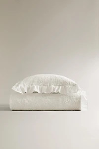 JACQUARD BEDSPREAD WITH RUFFLES