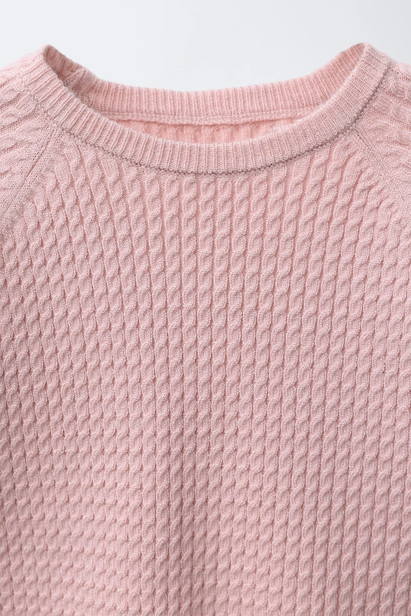CABLE KNIT SWEATER