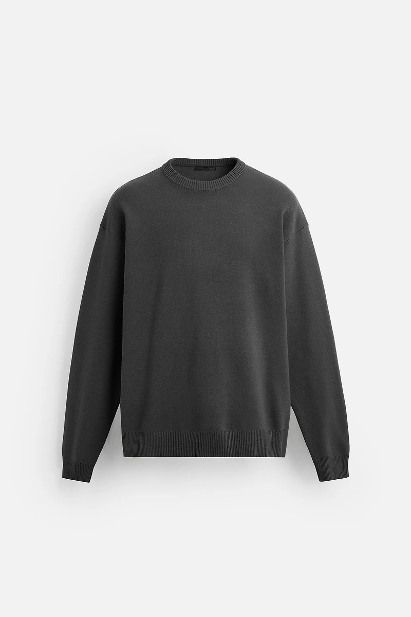 SOFT TEXTURED KNIT SWEATER
