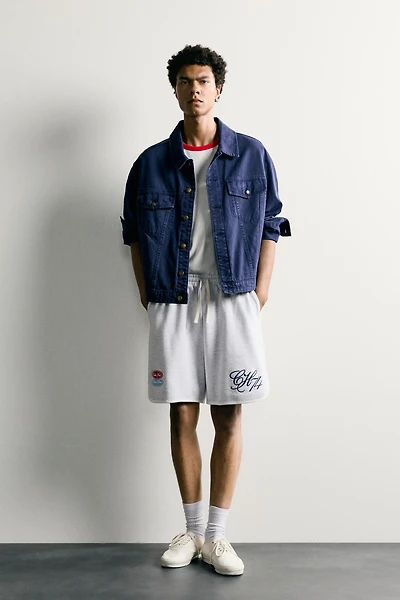 EMBROIDERED PATCH SWEATSHORTS