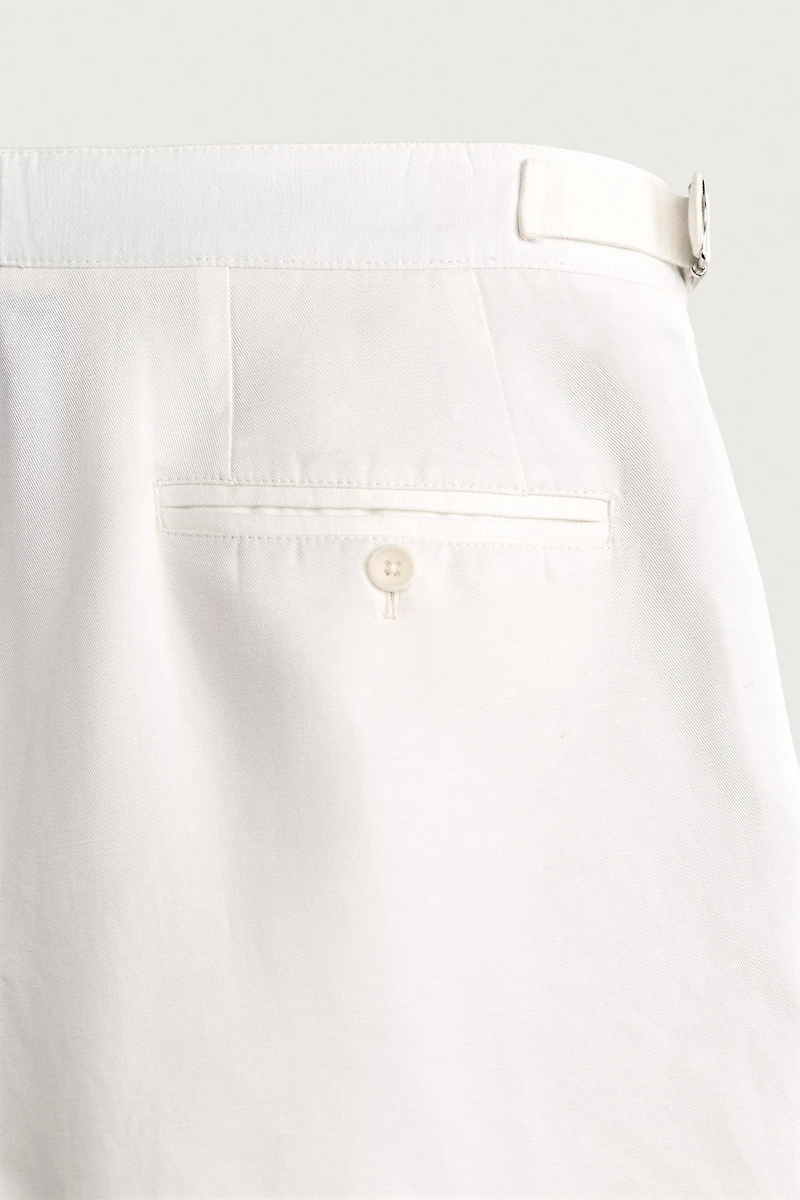 REGULAR FIT TAB SHORTS