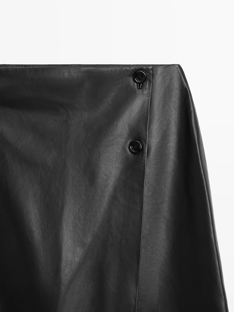 Jupe midi en cuir nappa avec coutures