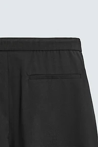 RELAXED FIT TECHNICAL SHORTS