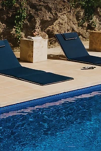 XXL FOLDABLE BEACH LOUNGER