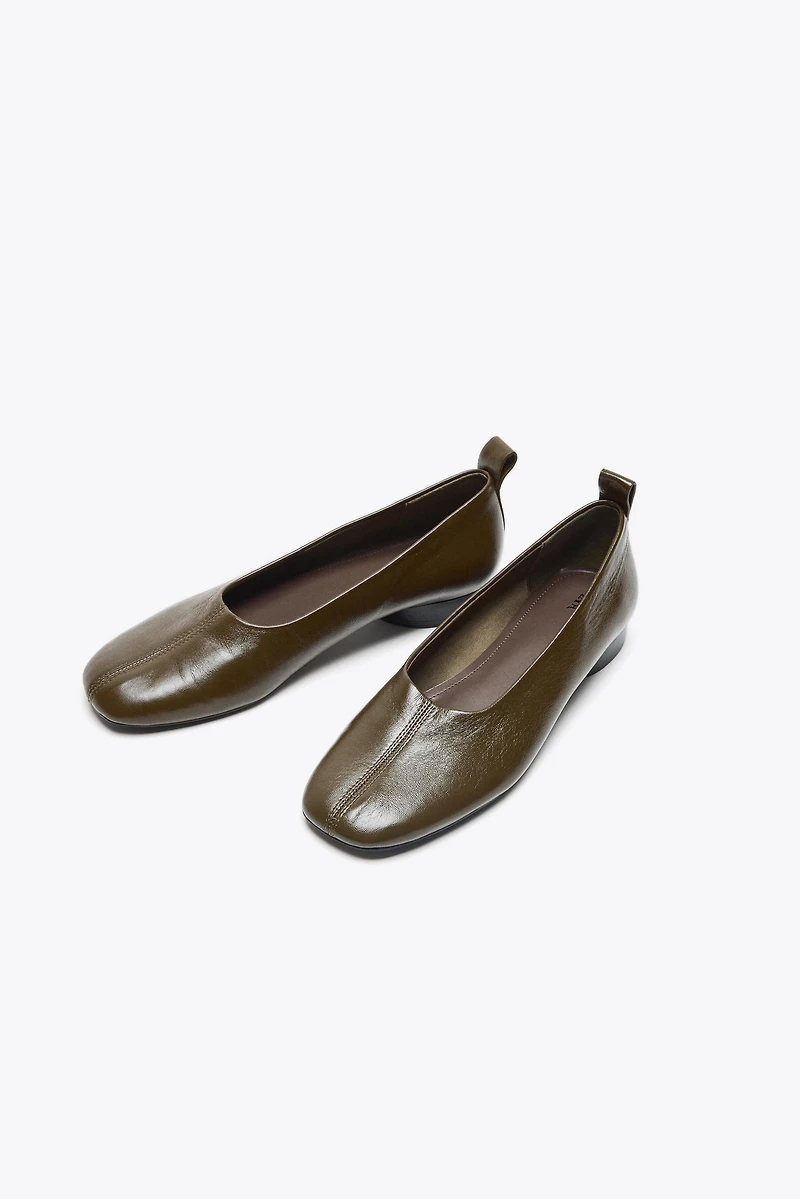 LOW HEELED LEATHER BALLET FLATS