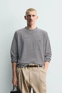 T-SHIRT JACQUARD À RAYURES