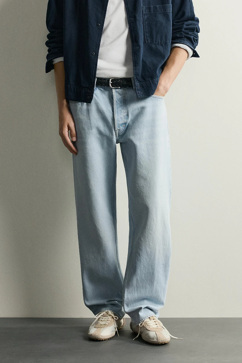 STRAIGHT ANKLE FIT JEANS