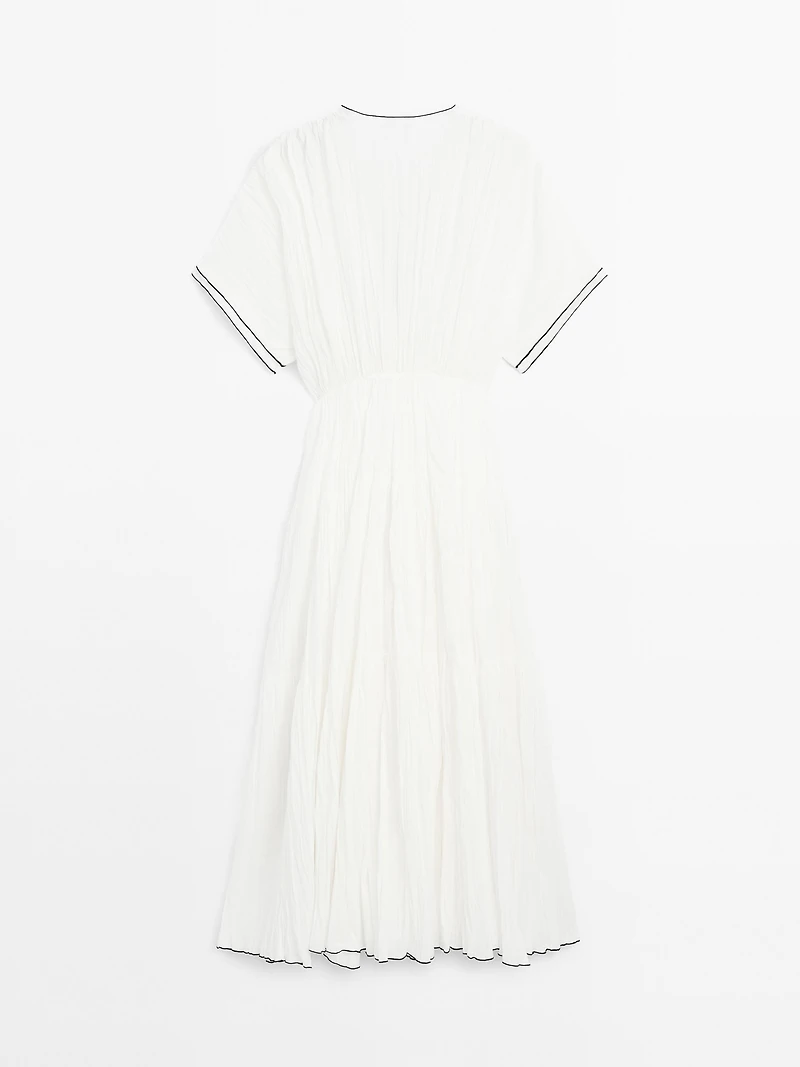 Contrast pleated long dress
