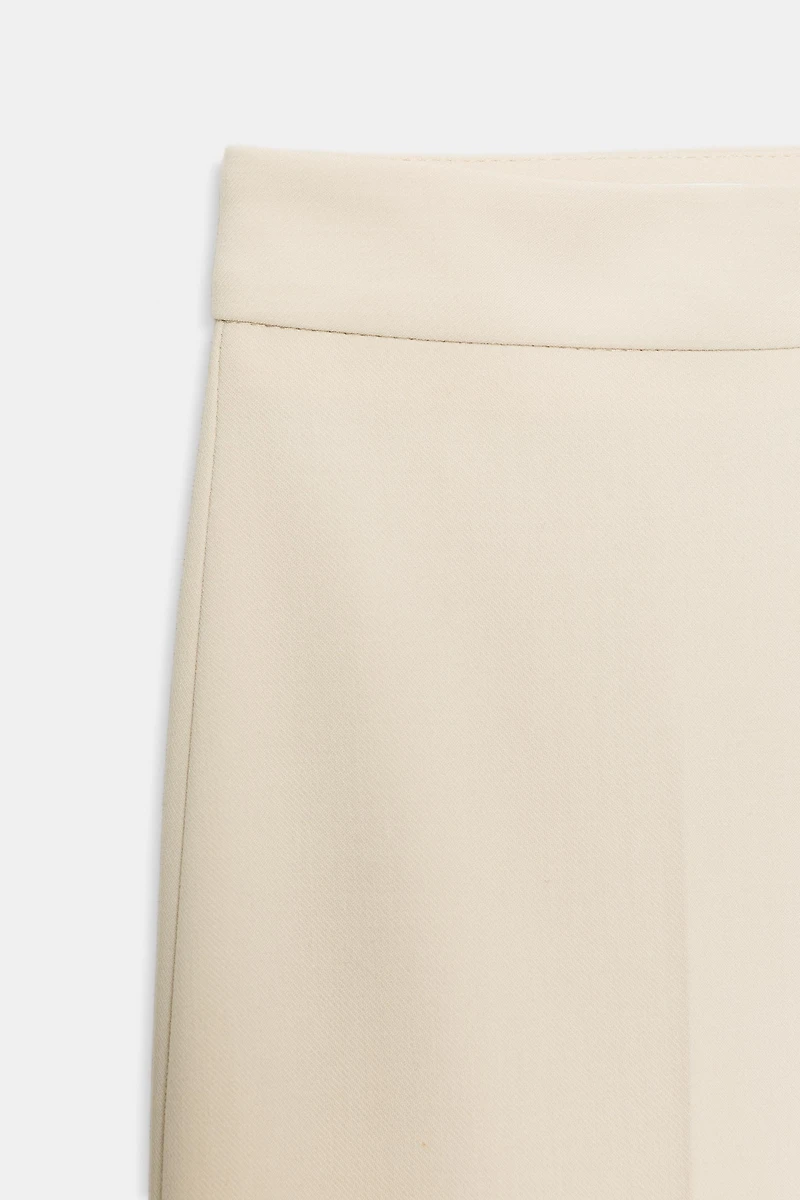 HIGH-WAISTED STRAIGHT LEG PANTS
