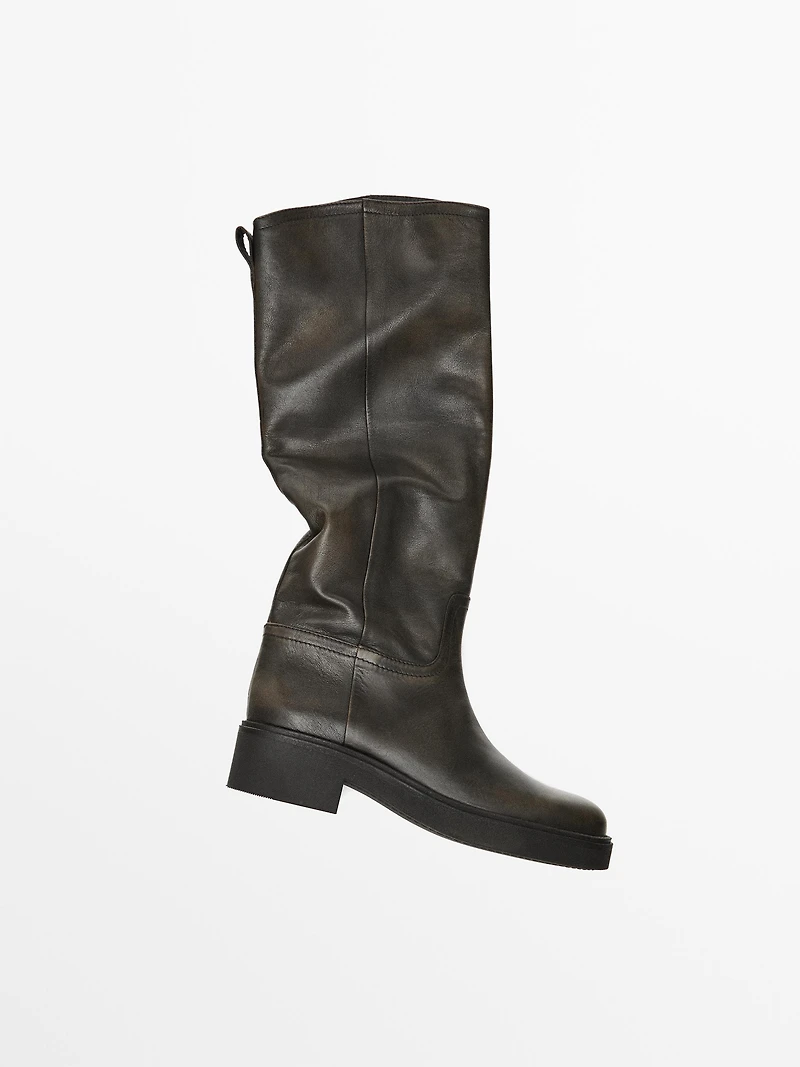 Bottes en cuir brossé