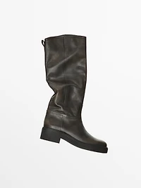 Bottes en cuir brossé
