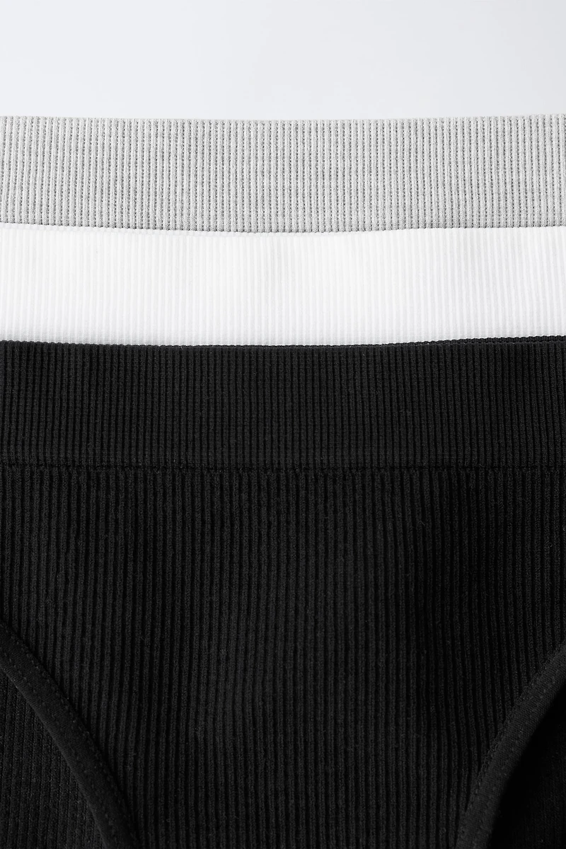 8-14 ANS / LOT DE TROIS CULOTTES SEAMLESS