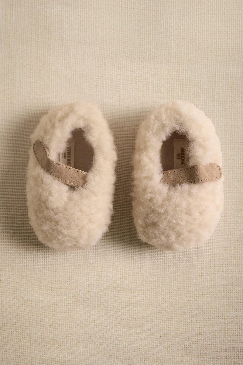 FAUX SHEARLING BALLERINA BOOTIES