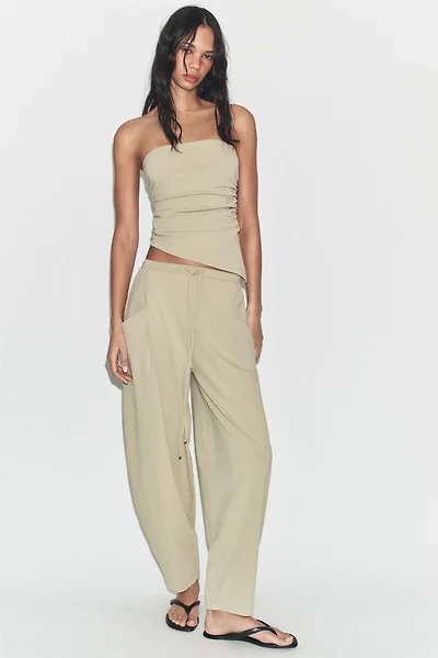 TEXTURED DRAPED BANDEAU TOP