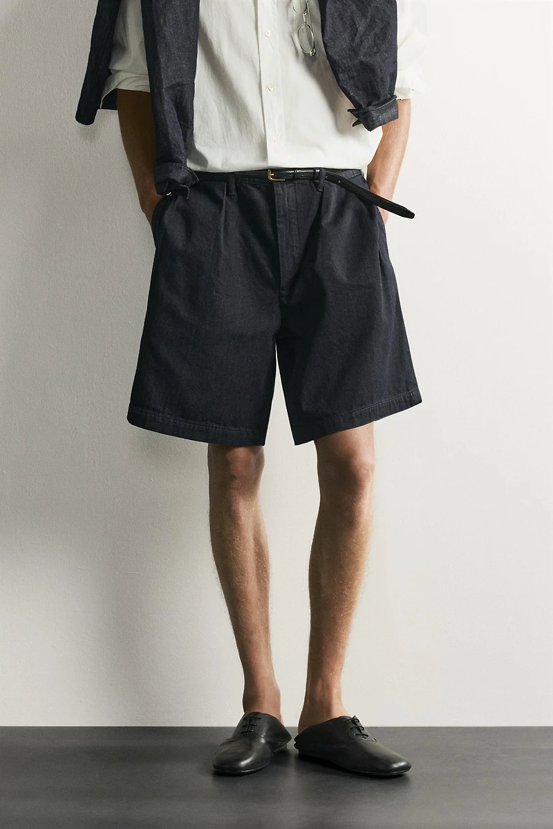 RELAXED FIT PLEATED CHINO DENIM SHORTS