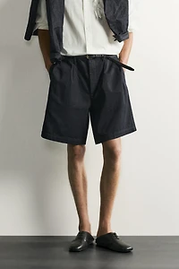RELAXED FIT PLEATED CHINO DENIM SHORTS