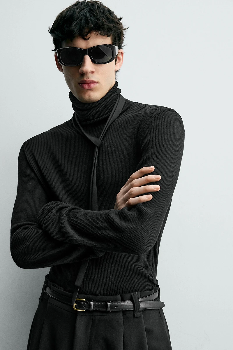 LIGHTWEIGHT RIBBED JUMPER