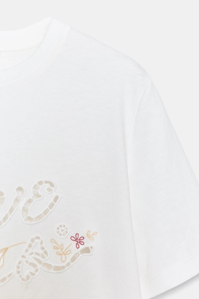 T-SHIRT BRODERIES ET INSCRIPTION