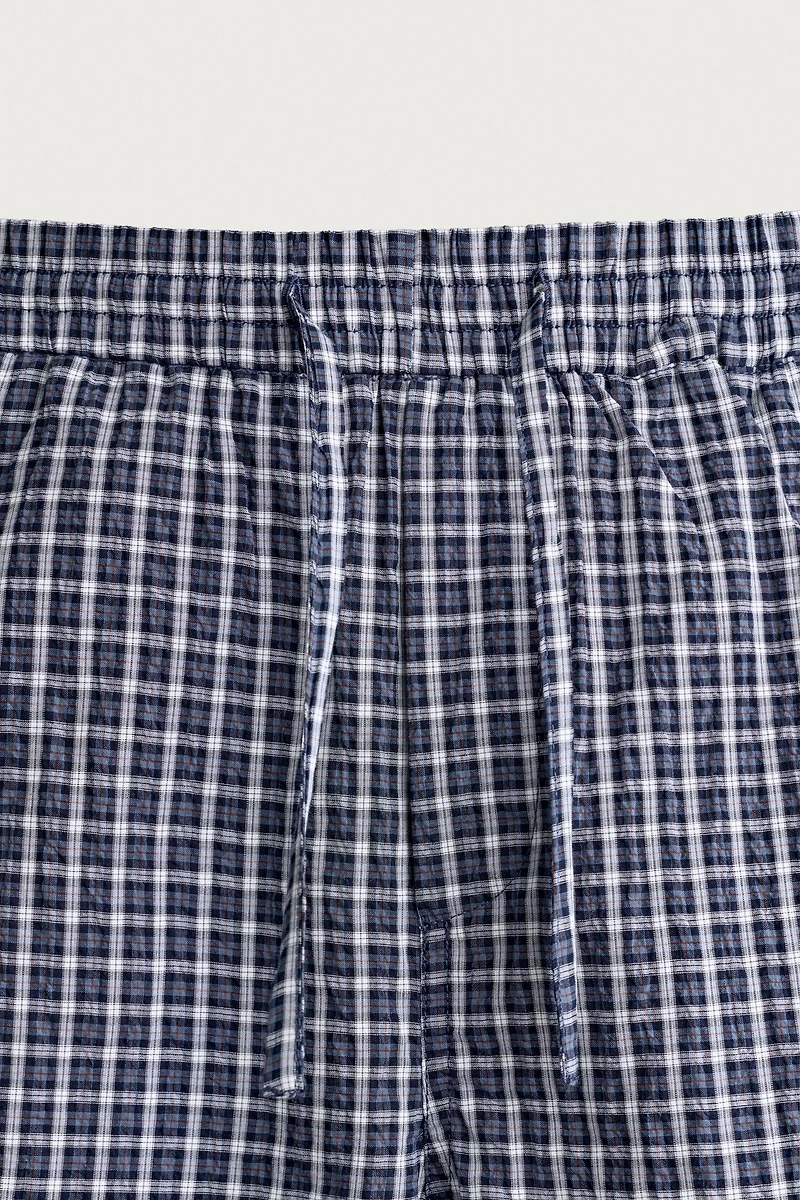 TEXTURED CHECK SHORTS