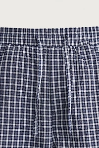 TEXTURED CHECK SHORTS