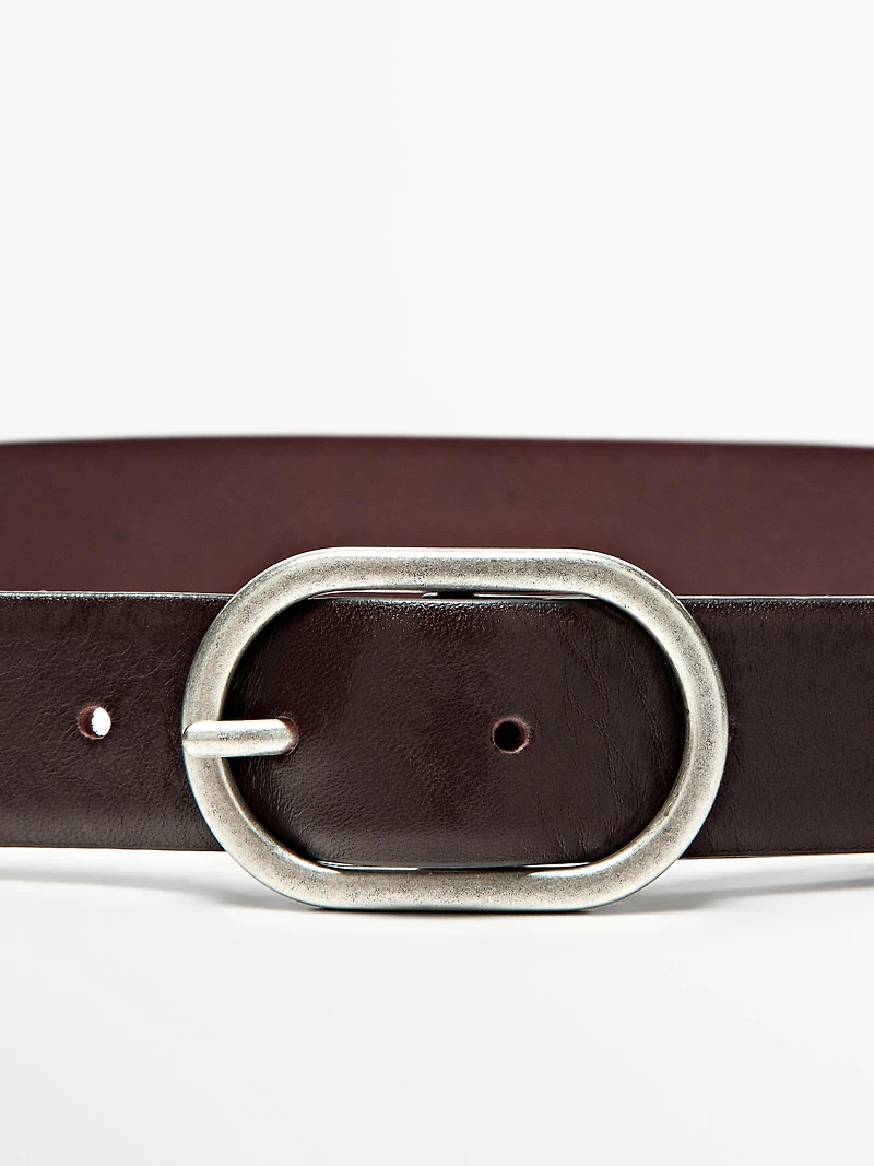 Nappa leather belt with oval buckle