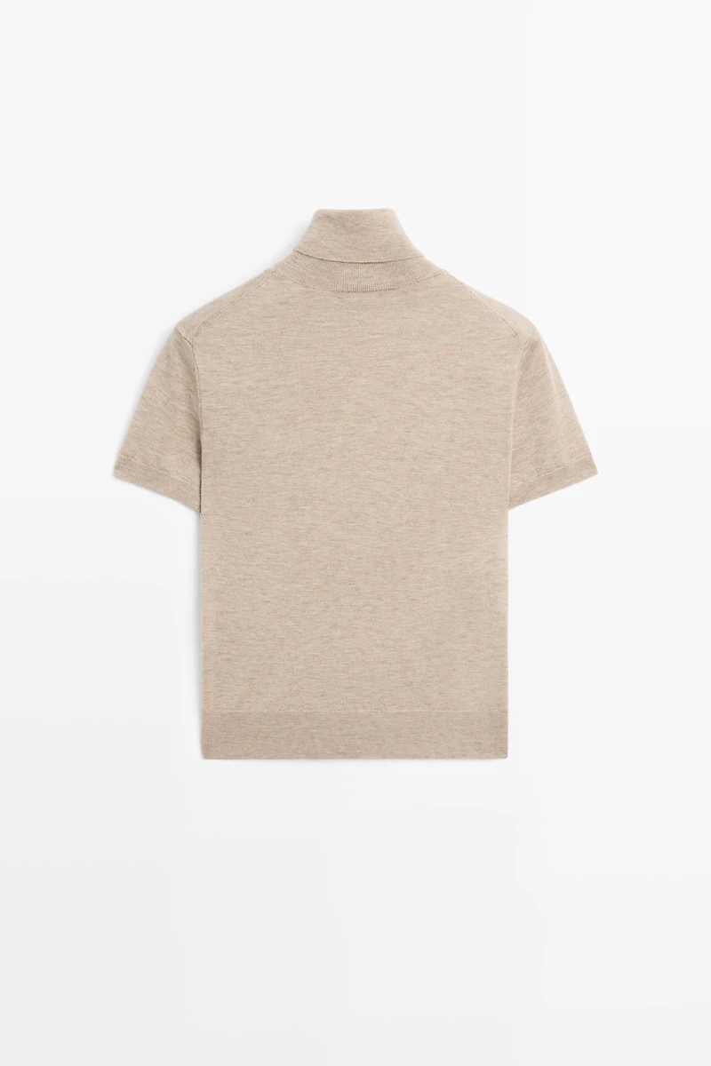 Turtleneck knit sweater
