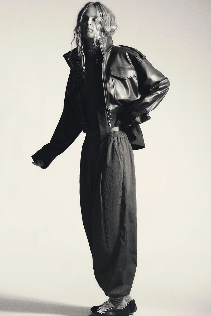 PANTALON EN NYLON BOUFFANT AVEC POIGNETS ÉLASTIQUES