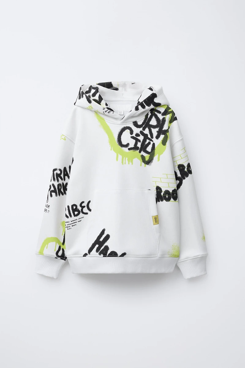GRAFFITI PRINT SWEATSHIRT