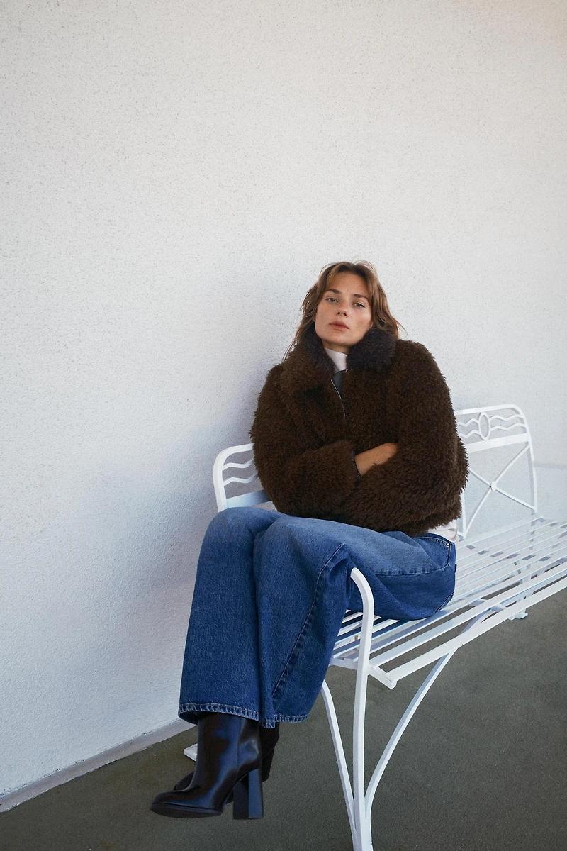 MANTEAU COURT EFFET MOUTON LONG