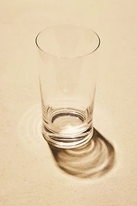 TALL TRANSPARENT GLASS TUMBLER