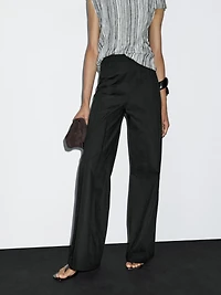 Wide-leg trousers with seam details
