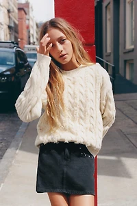 JUPE-SHORT EN JEAN À CLOUS