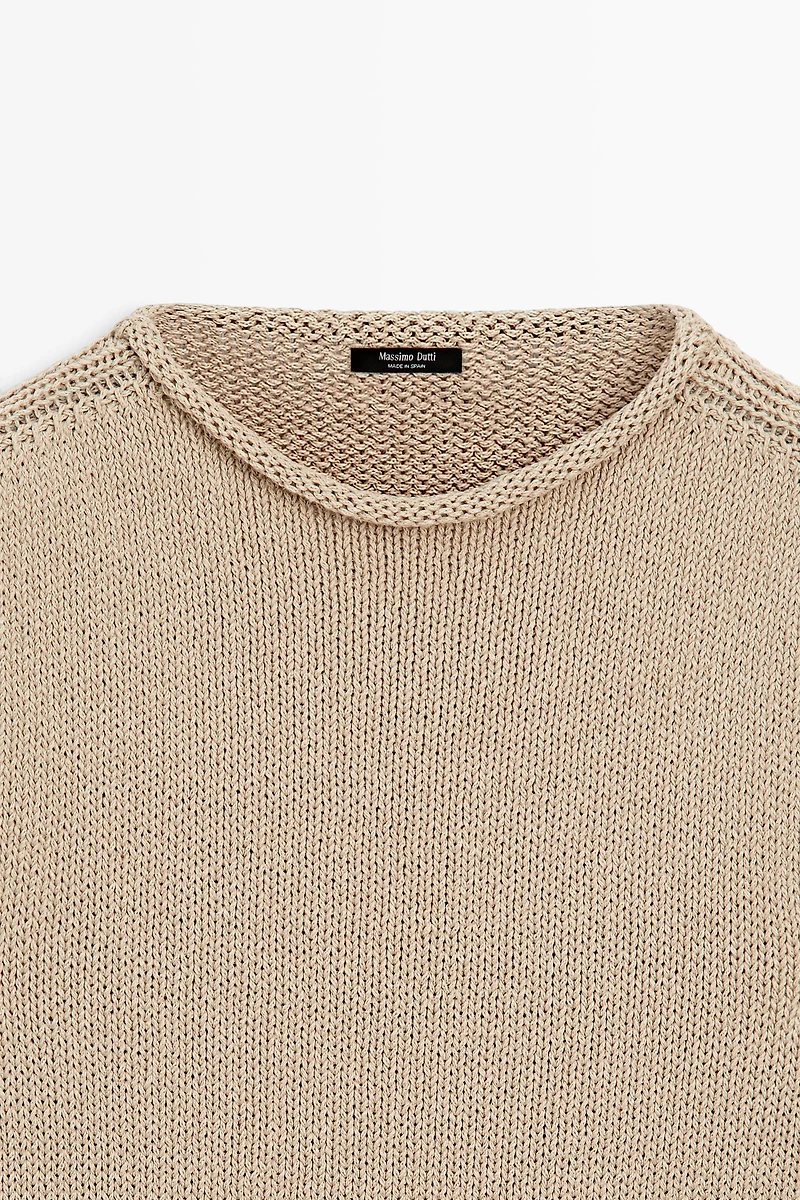 Pull en maille à manches courtes et col roulotté