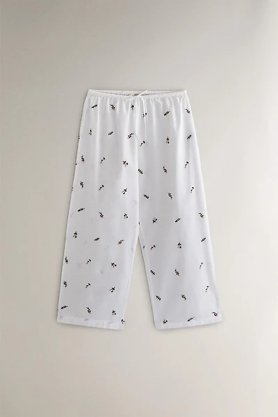EMBROIDERED FLOWER TROUSERS