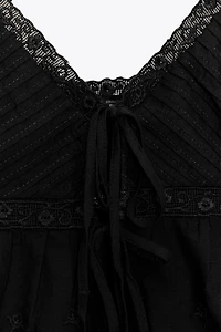 EMBROIDERED STRAPPY TOP