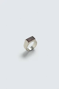 STONE SIGNET RING