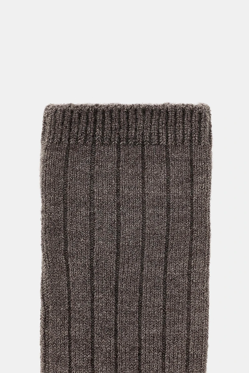 BASIC RIBBED SOCKS