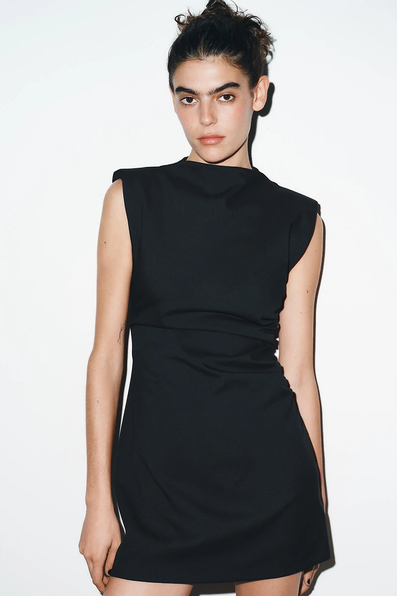 SHORT DRESS WITH SHOULDER PADS