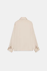 ASYMMETRIC HEM SATIN EFFECT SHIRT