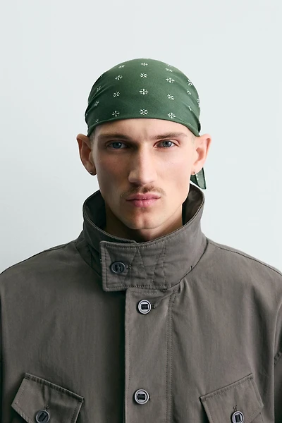 PAISLEY PRINT BANDANA