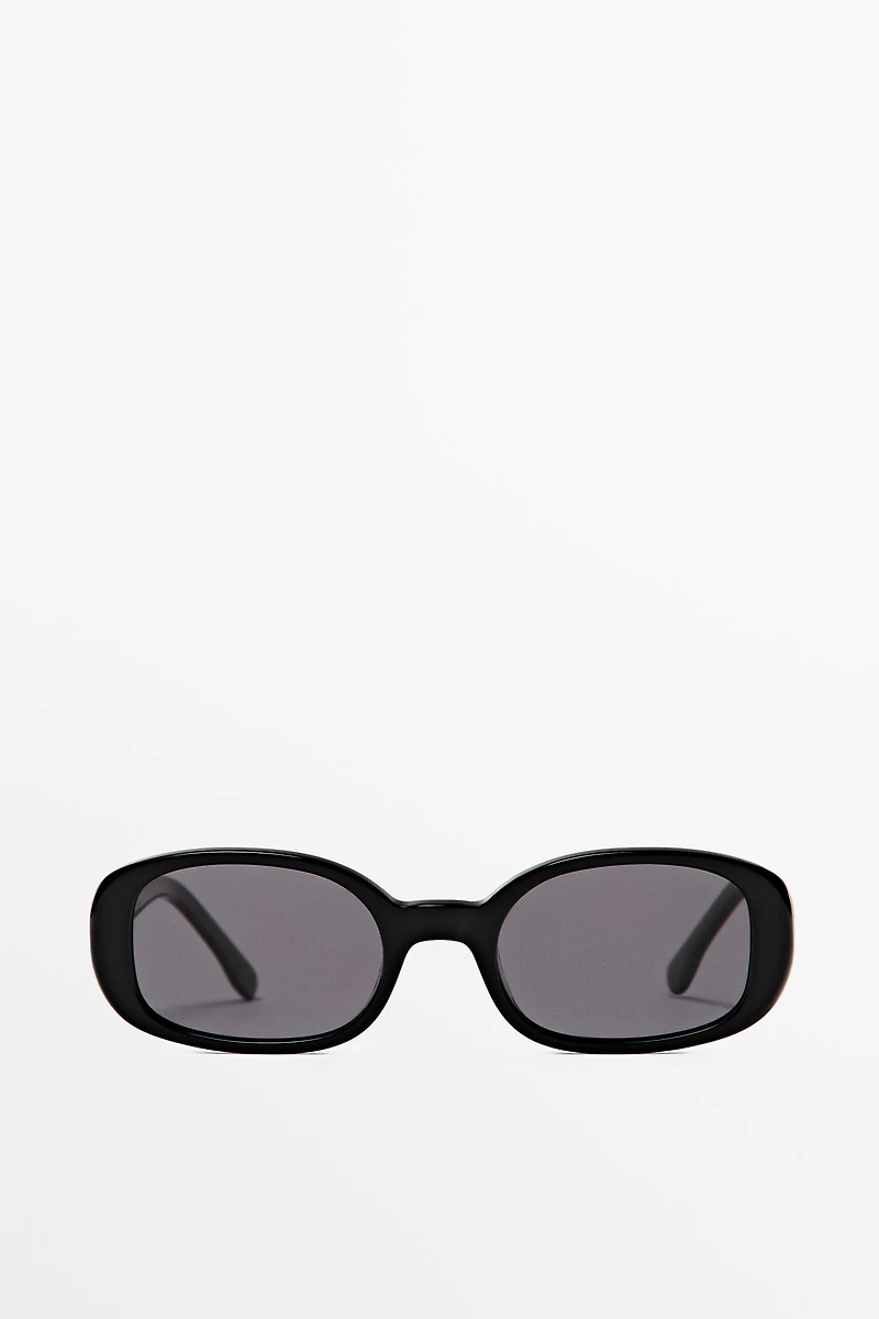 90s-style rounded sunglasses